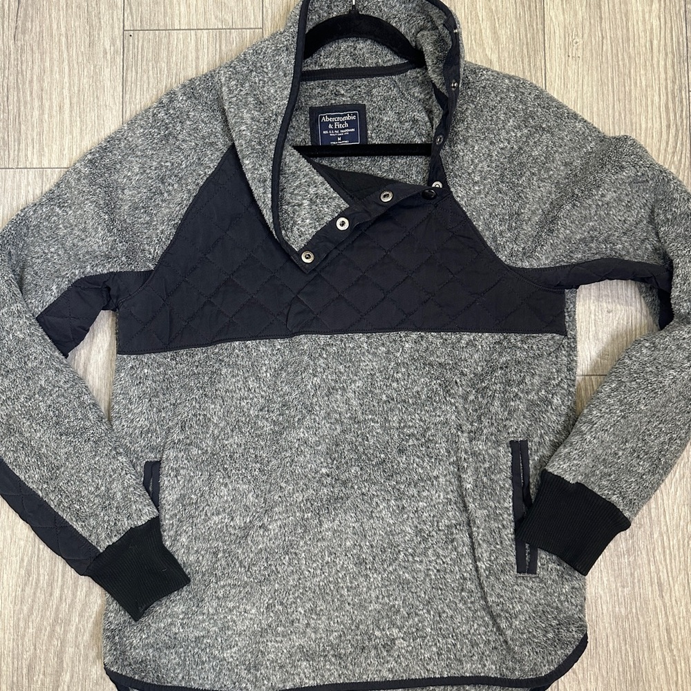 Abercrombie & Fitch Gray Fleece Quilted Snap Pullover Jacket Medium